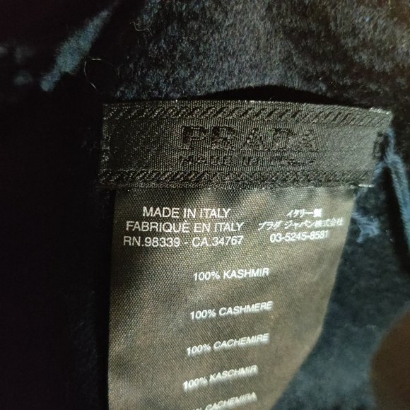 PRADA Cashmere Pashmina/scarf unisex. Made in Italy - Picture 6 of 9